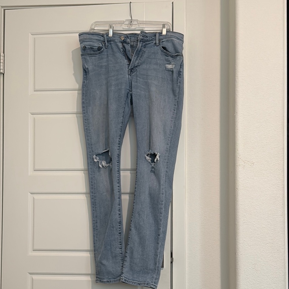 Abercrombie & Fitch Men’s Distressed Blue Jeans